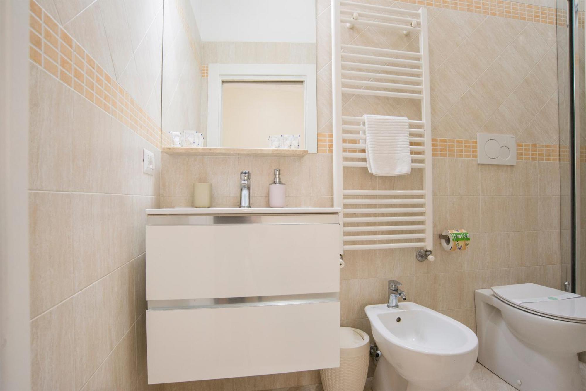 Francy Guest House روما المظهر الخارجي الصورة